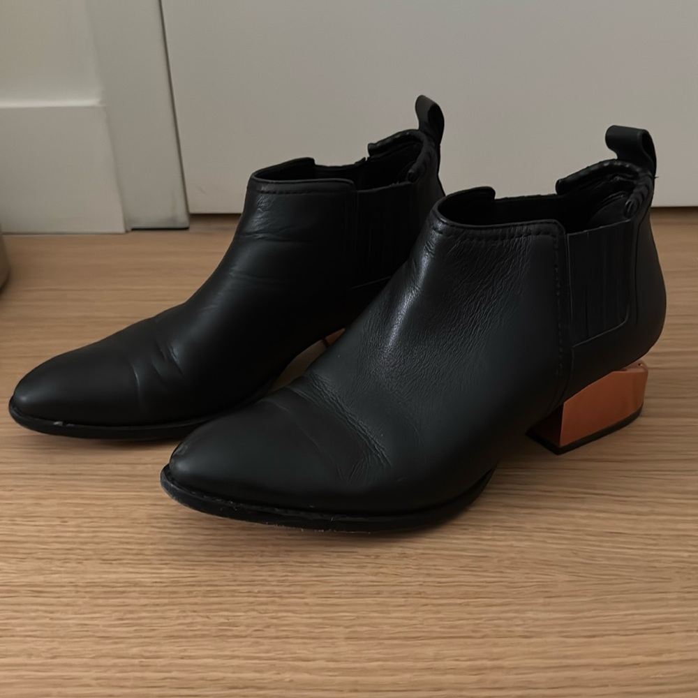 Alexander Wang Kori Ankle Boot Black Rose Gold Heel Size 7